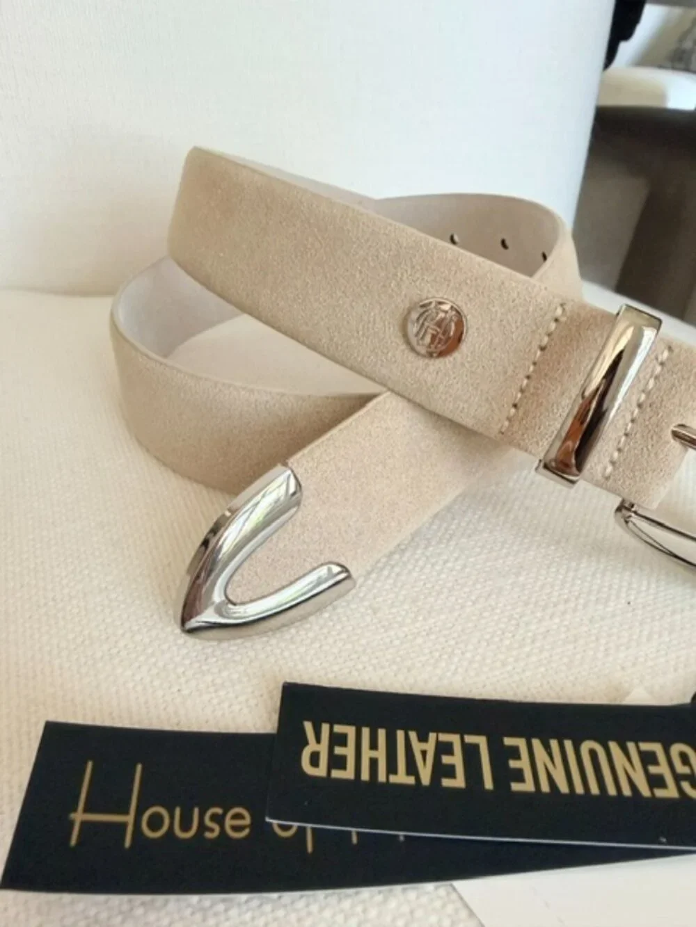 House of Harlow 1960 Cream Suede Leather Belt Silver Buckle Western Size M NWT